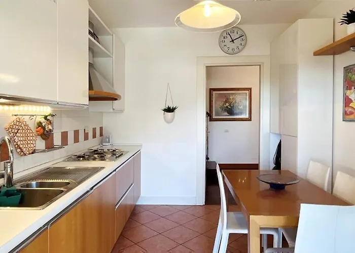 Sunny Penthouse - Affitti Brevi Italia * Lecco