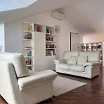 Sunny Penthouse - Affitti Brevi Italia Apartamento