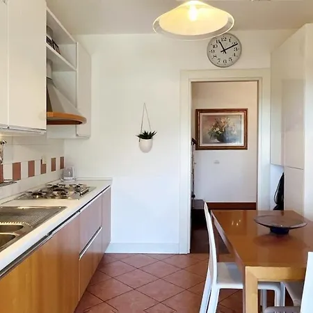 Sunny Penthouse - Affitti Brevi Italia * Лекко